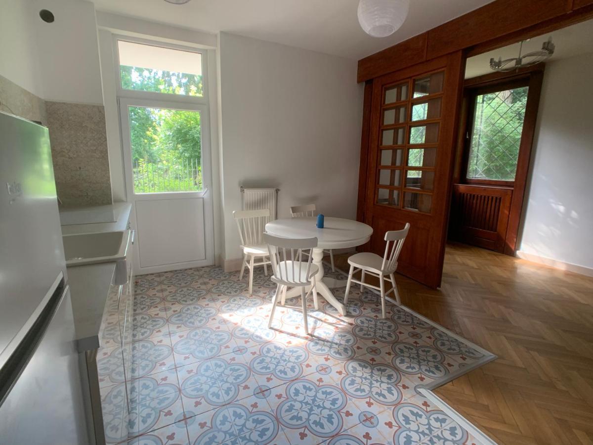 Cosy Apartman In Green Buda Budapest Exterior foto